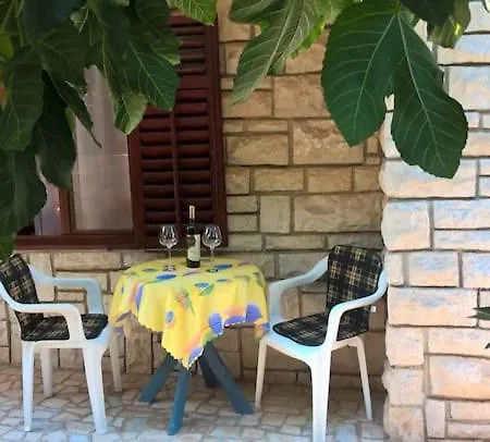 Apartman Pula Lejlighed